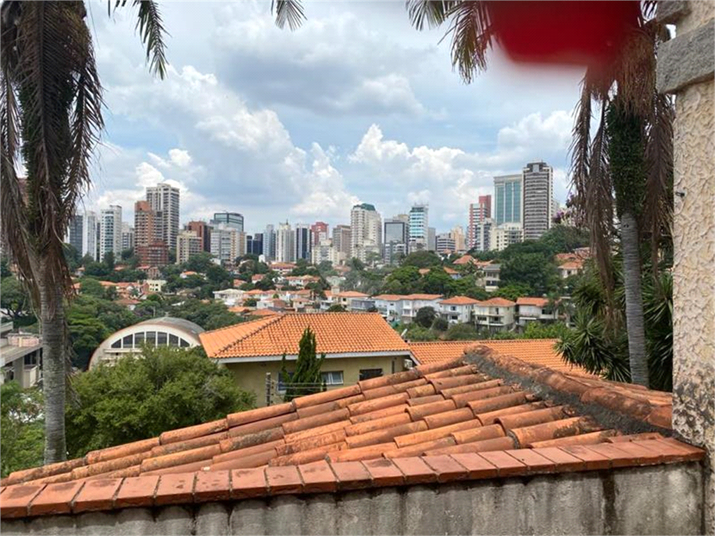 Venda Sobrado São Paulo Pacaembu REO550738 25