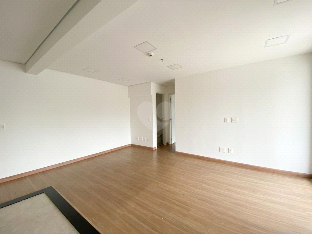 Venda Apartamento São Paulo Santana REO550962 13