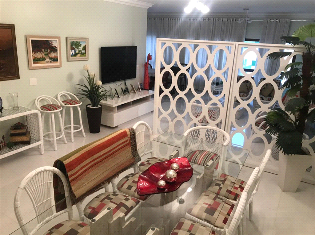 Venda Apartamento Guarujá Enseada REO553825 3