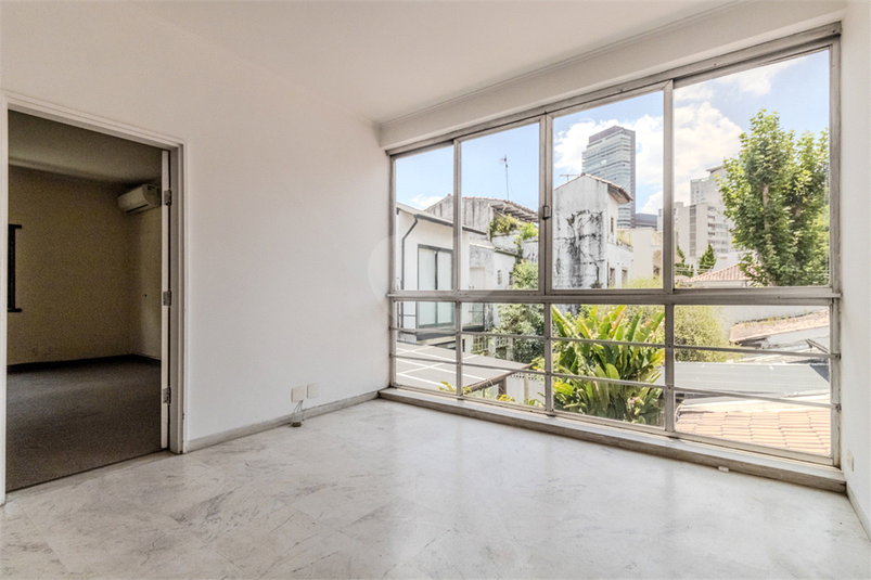 Venda Sobrado São Paulo Jardim Europa REO553963 56