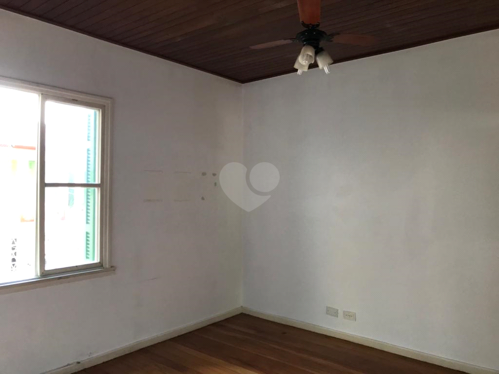 Venda Casa de vila São Paulo Santana REO554794 17