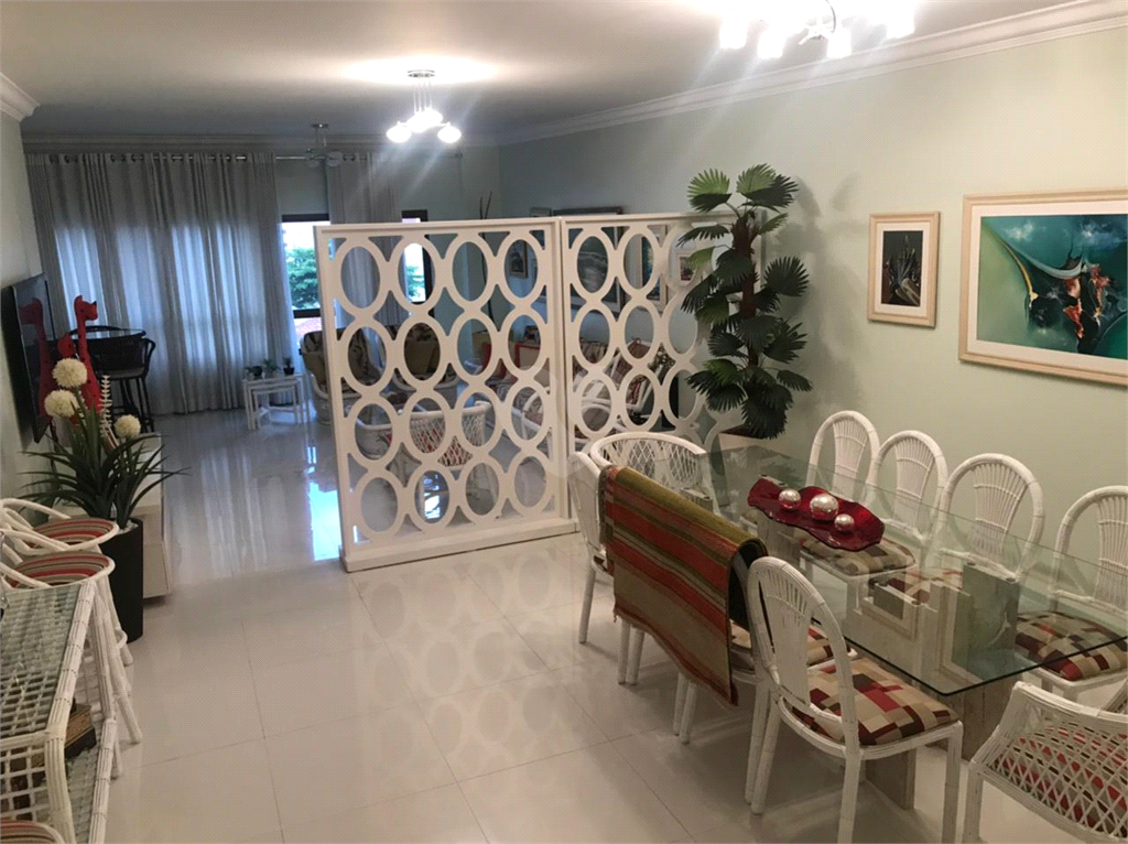 Venda Apartamento Guarujá Enseada REO555213 3