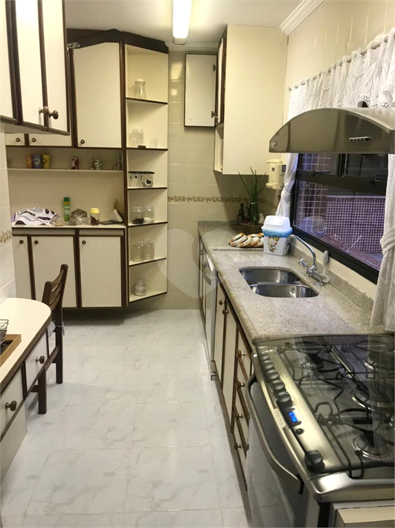 Venda Apartamento Guarujá Enseada REO555213 12