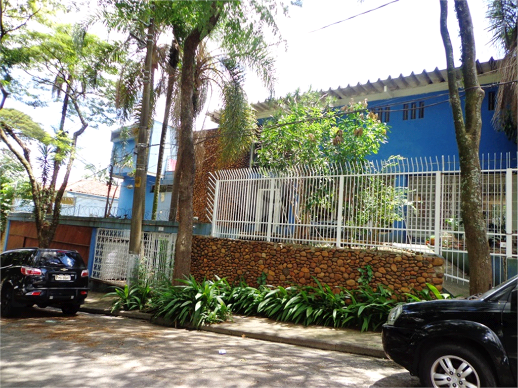 Venda Casa de vila São Paulo Alto De Pinheiros REO555917 2