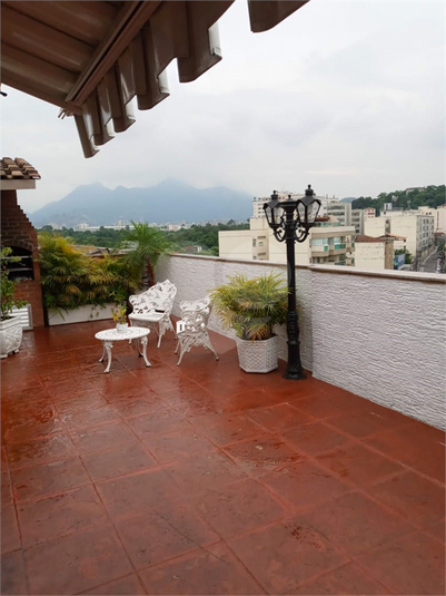 Foto REO556272
