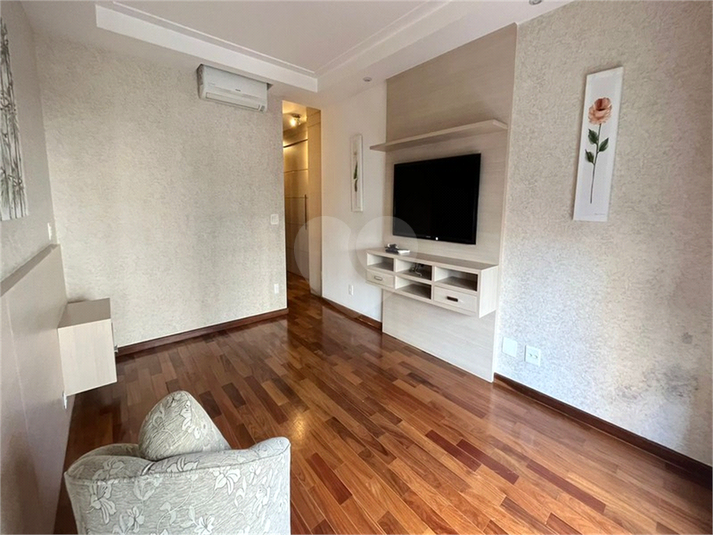 Venda Apartamento São Paulo Santana REO556294 29