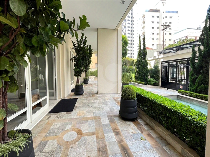 Venda Apartamento São Paulo Santana REO556294 8