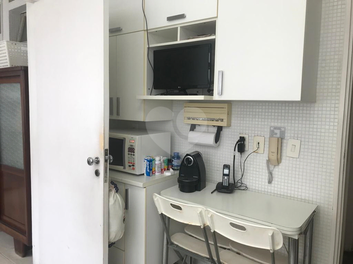 Venda Apartamento São Paulo Consolação REO557862 32