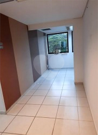 Venda Salas São Paulo Jardim Paulista REO559241 14