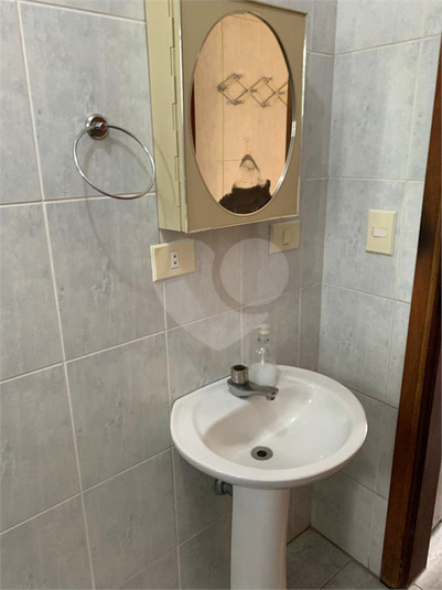Banheiro da churrasqueira/empregados