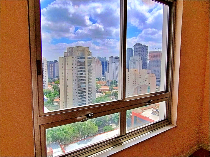 Foto REO560138