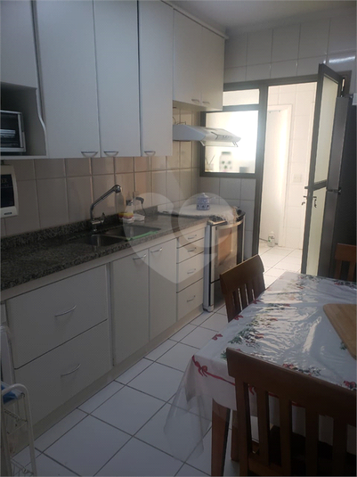 Foto REO560231