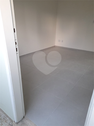 Venda Apartamento São Paulo Santana REO560667 42