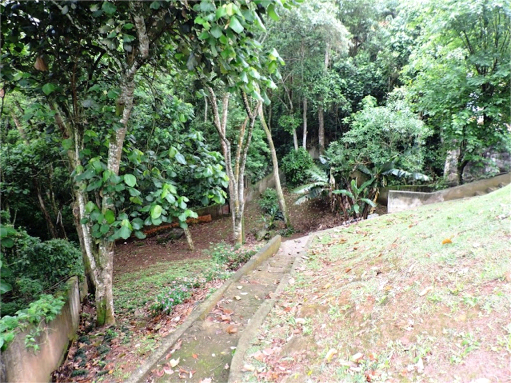 Venda Condomínio Embu Jardim Indaiá REO561325 44