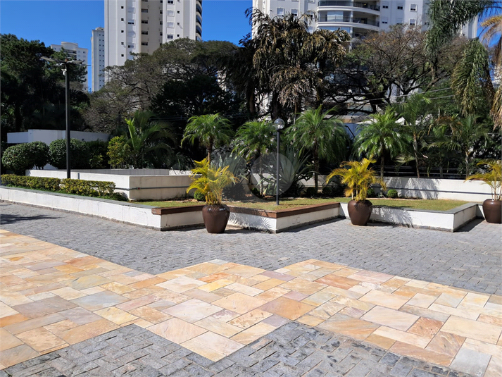 Foto REO562050