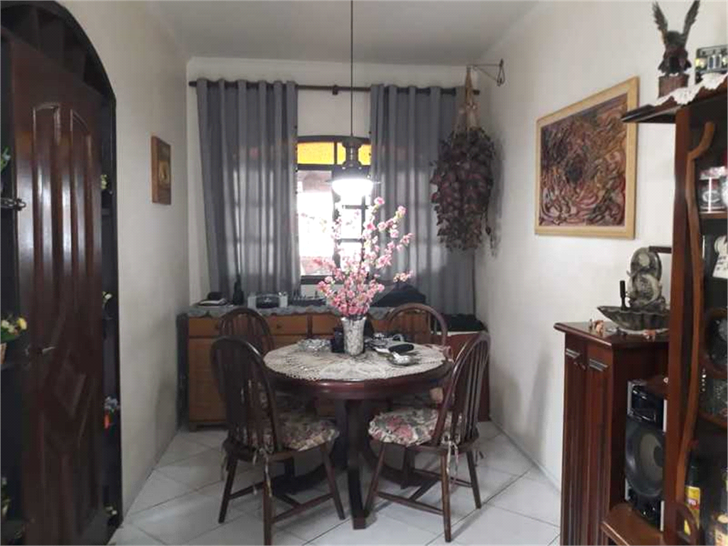 Foto REO562068