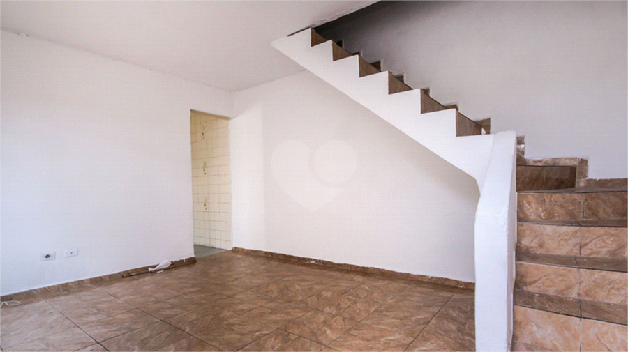 Venda Condomínio São Paulo Vila Hamburguesa REO563594 4