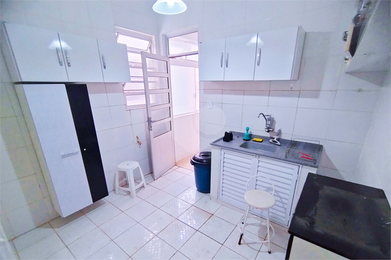 Venda Apartamento São Paulo Bela Vista REO563683 5