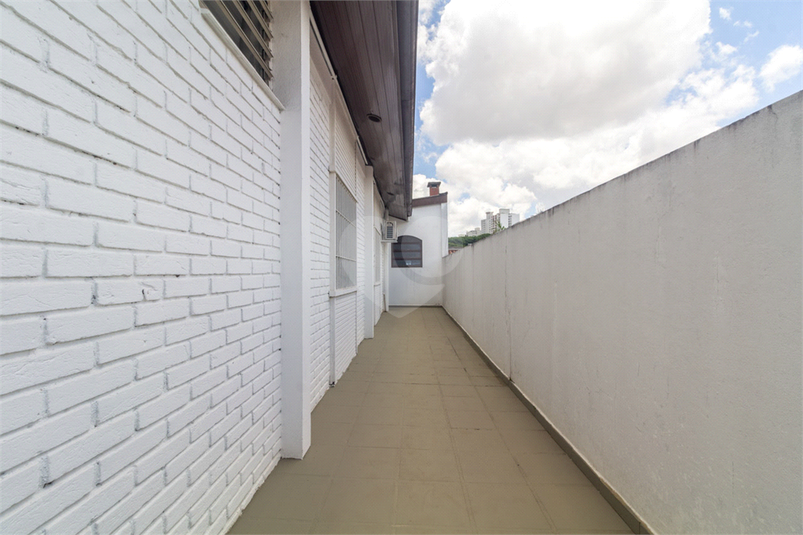 Venda Casa São Paulo Pacaembu REO566537 25