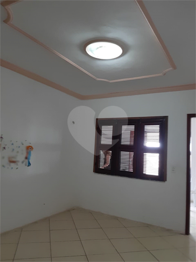 Foto REO567187
