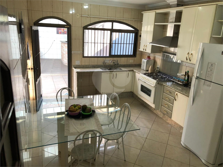 Venda Casa térrea São Paulo Vila Constança REO567538 10