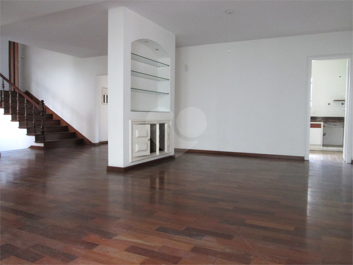 Foto REO56938