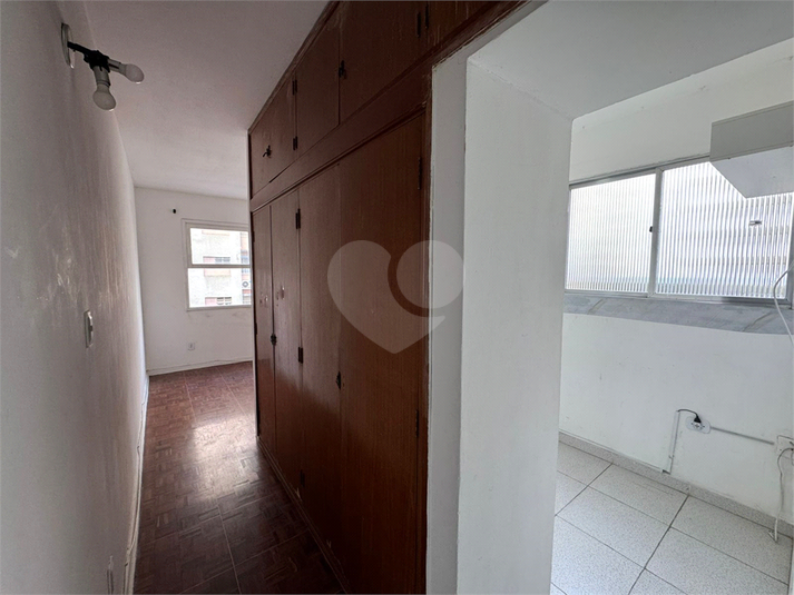 Foto REO569421