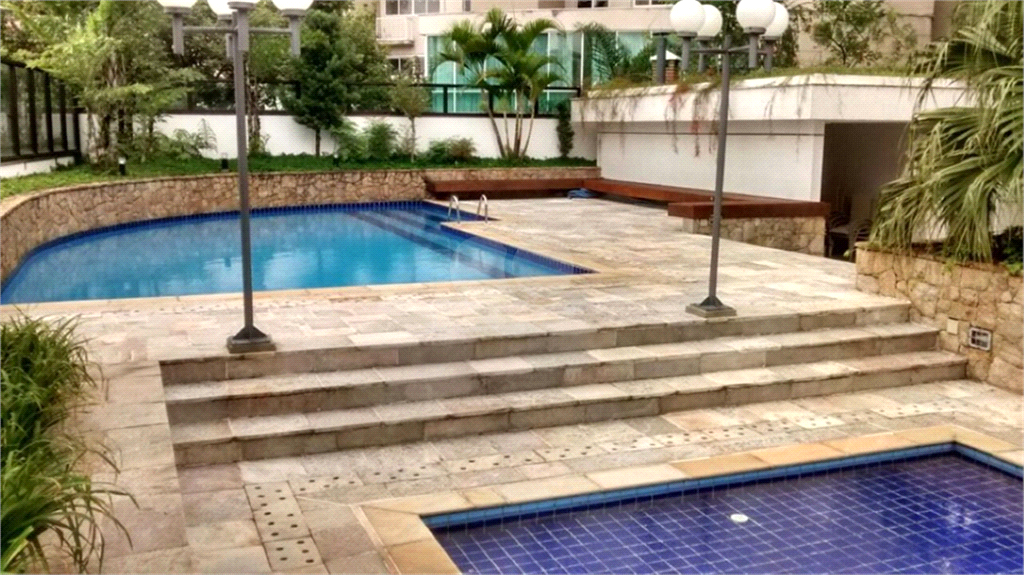 Venda Apartamento São Paulo Santana REO570583 3