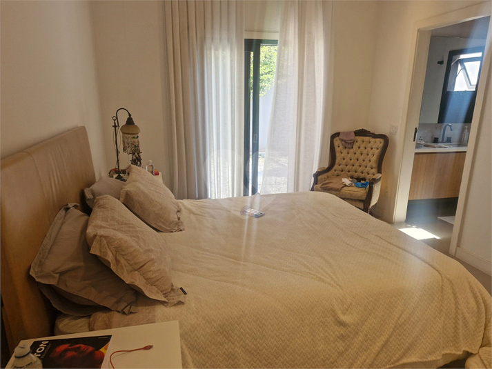 Foto REO57076