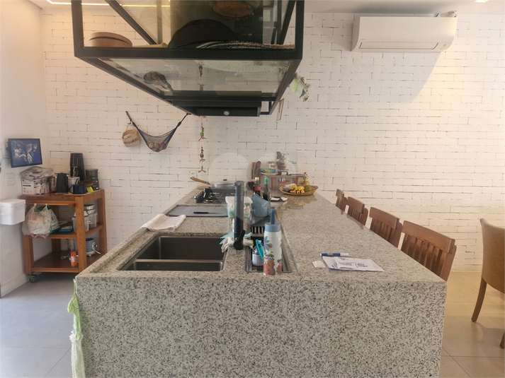 Foto REO57076