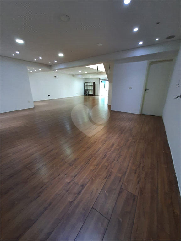 Aluguel Salão Comercial São Paulo Água Fria REO571416 10