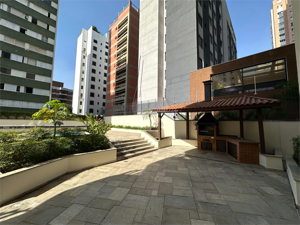 Venda Apartamento São Paulo Moema REO571850 11