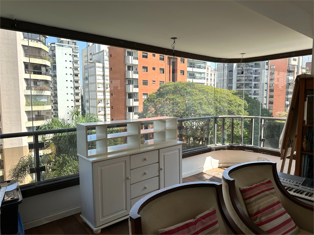 Venda Apartamento São Paulo Moema REO571850 10