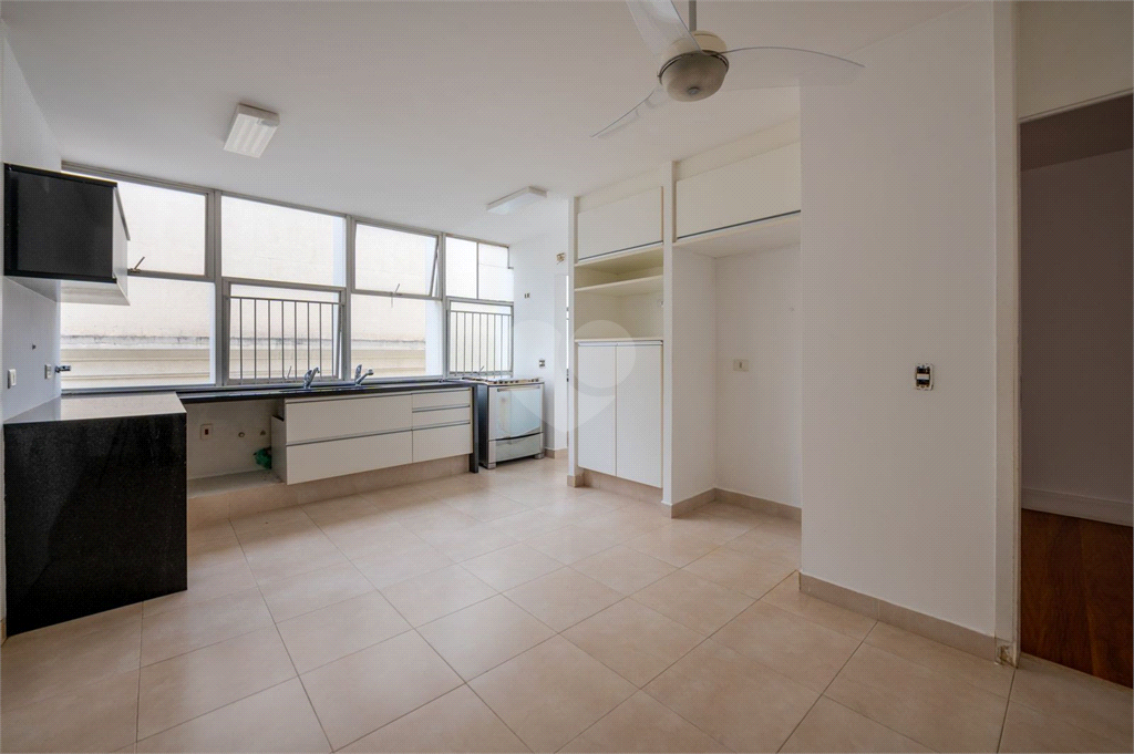 Venda Apartamento São Paulo Santa Cecília REO571856 11