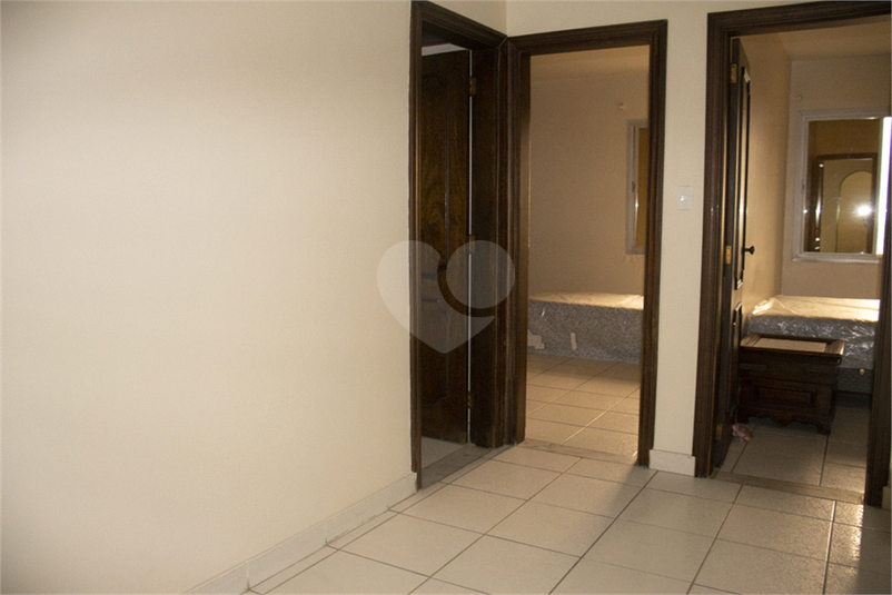 Venda Apartamento Santos Aparecida REO572222 37