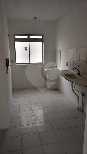 Venda Apartamento Gravataí Jansen REO572416 10