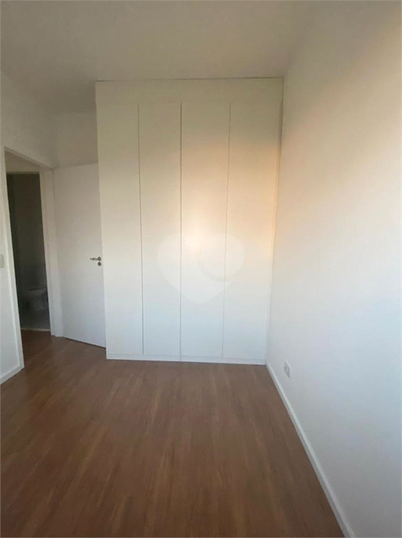 Venda Apartamento Cotia Granja Viana REO574341 19