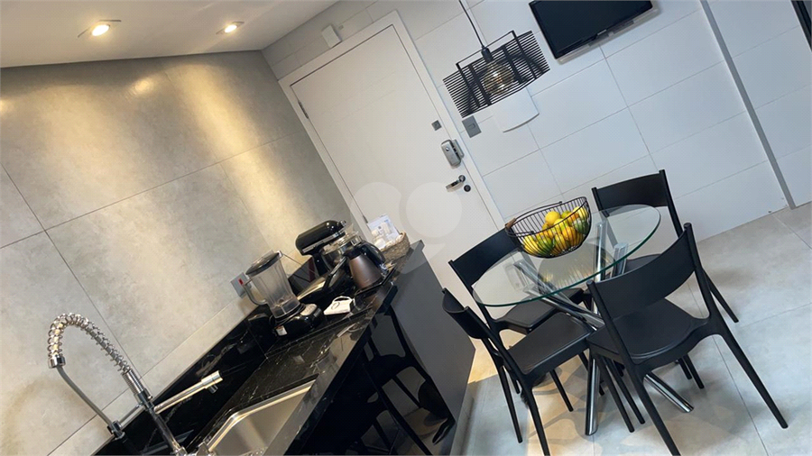 Venda Apartamento São Paulo Santana REO575388 40