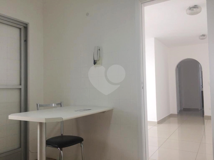 Venda Apartamento São Paulo Paraíso REO575618 10