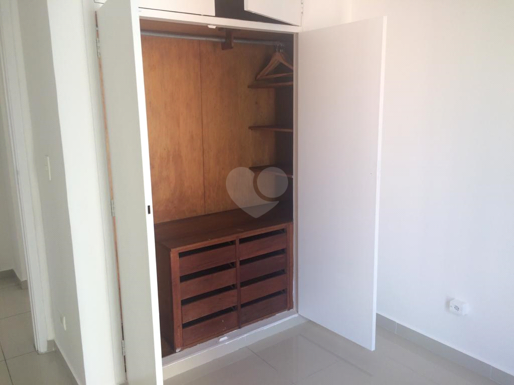 Venda Apartamento São Paulo Paraíso REO575618 11