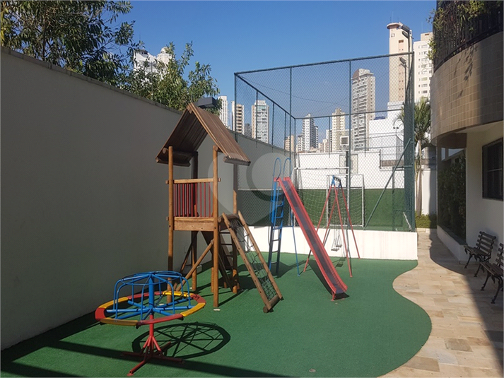 Foto REO577134
