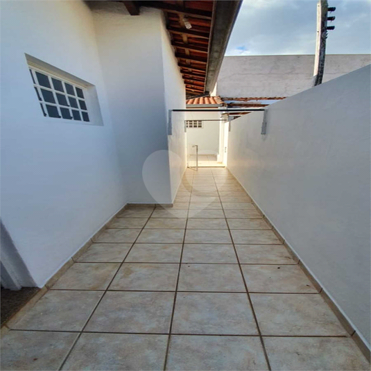 Foto REO577350