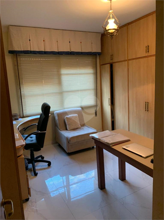 Venda Apartamento Porto Alegre Rio Branco REO579853 16