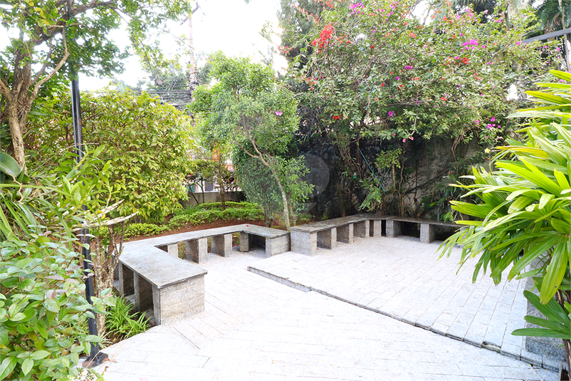 Foto REO580025