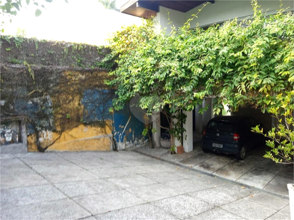 Venda Casa São Paulo Pacaembu REO580442 62