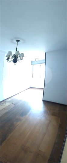 Foto REO581149
