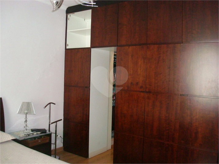 Foto REO581752