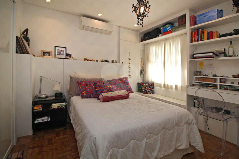 Foto REO581786