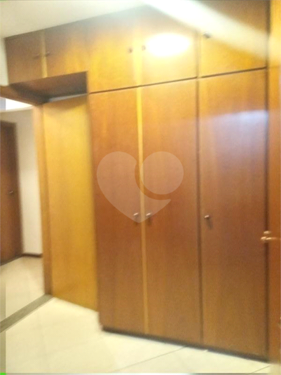 Foto REO585024