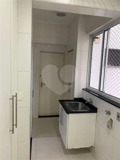 Venda Apartamento São Paulo República REO585494 12